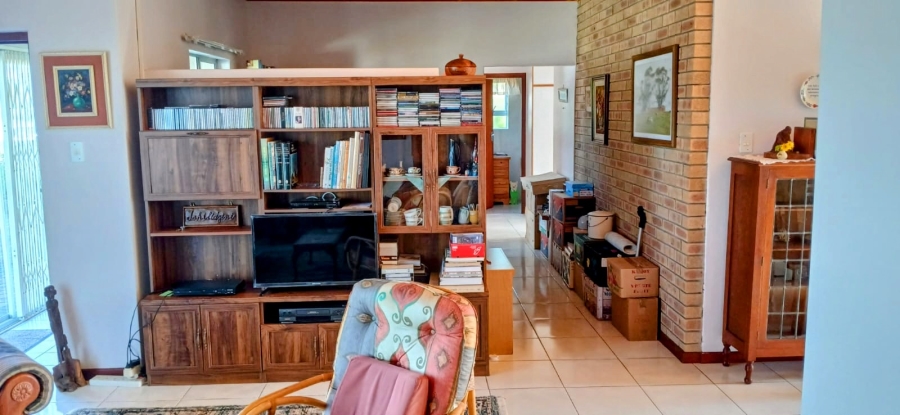 3 Bedroom Property for Sale in Stilbaai Wes Western Cape